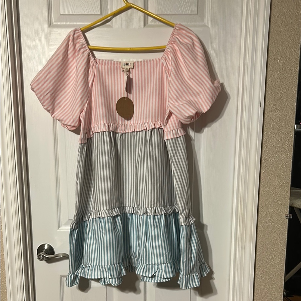 BiBi Pink and Gray Pleated Sundress with Puff Sleeves